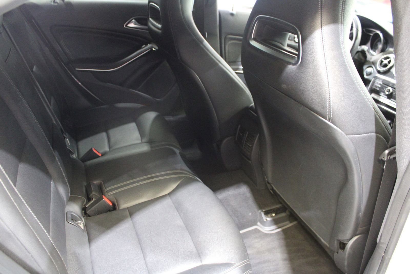 Used 2019 Mercedes-Benz CLA 250 image 17