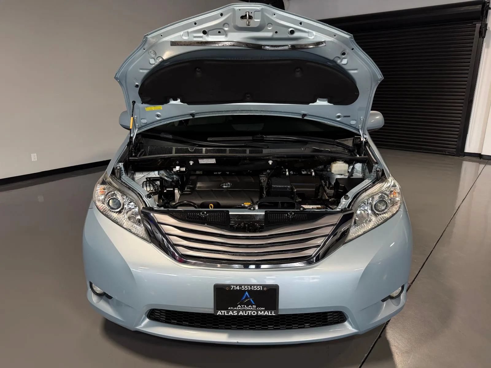 Used 2015 Toyota Sienna XLE Premium FWD image 7