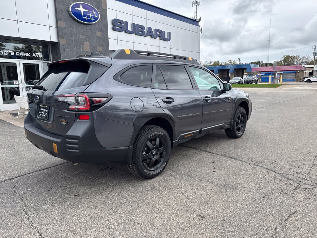 Certified 2025 Subaru Outback Wilderness AWD/4WD image 3