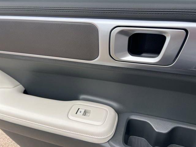 Used 2025 Hyundai Santa Fe SEL image 27