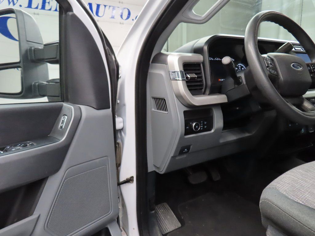 Used 2024 Ford F250 XLT image 47