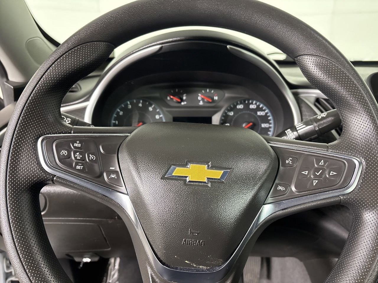 Used 2024 Chevrolet Malibu LT image 11