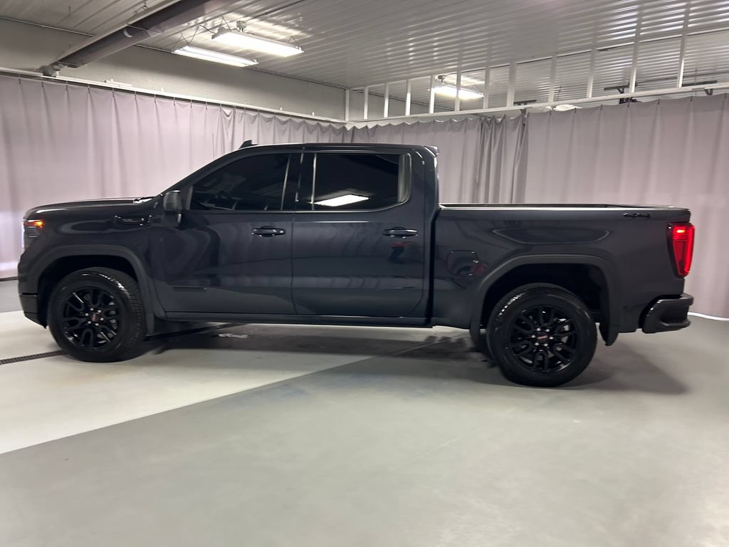 Used 2025 GMC Sierra 1500 Elevation w/ Preferred Package AWD/4WD image 4