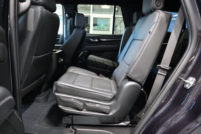 Used 2023 GMC Yukon Denali w/ LPO, Floor Liner Package AWD/4WD image 13