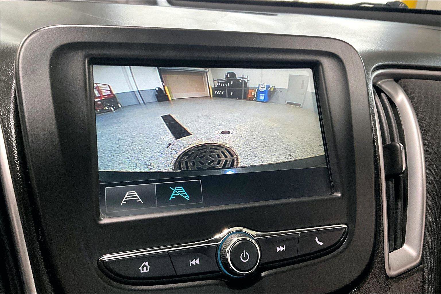 Used 2018 Chevrolet Malibu LS image 22