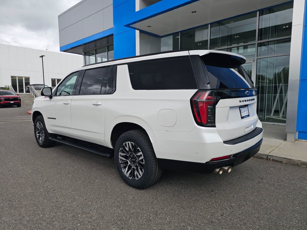 Used 2025 Chevrolet Suburban Z71 AWD/4WD image 5
