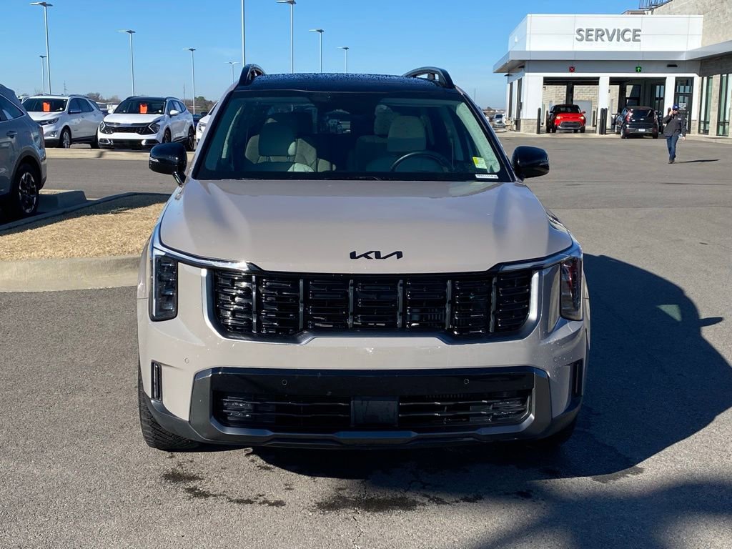 Certified 2025 Kia Sorento X-Line EX image 2