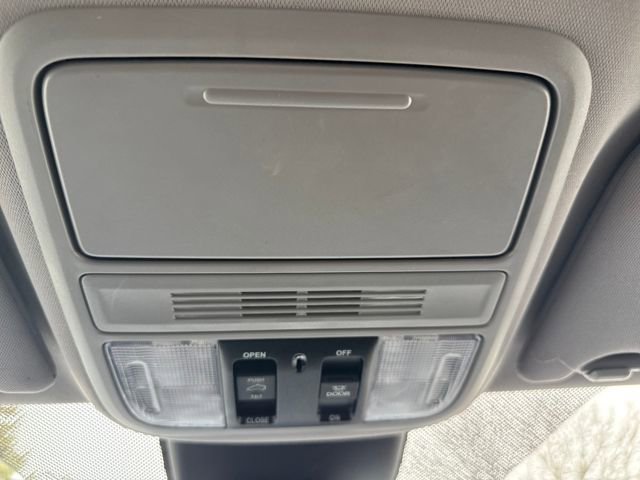 Used 2023 Honda Odyssey EX-L image 34