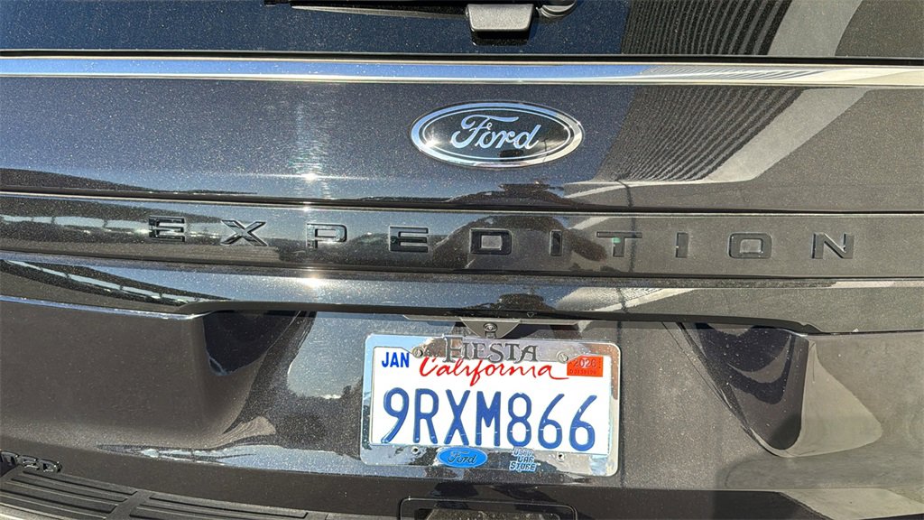Certified 2024 Ford Expedition Limited image 7