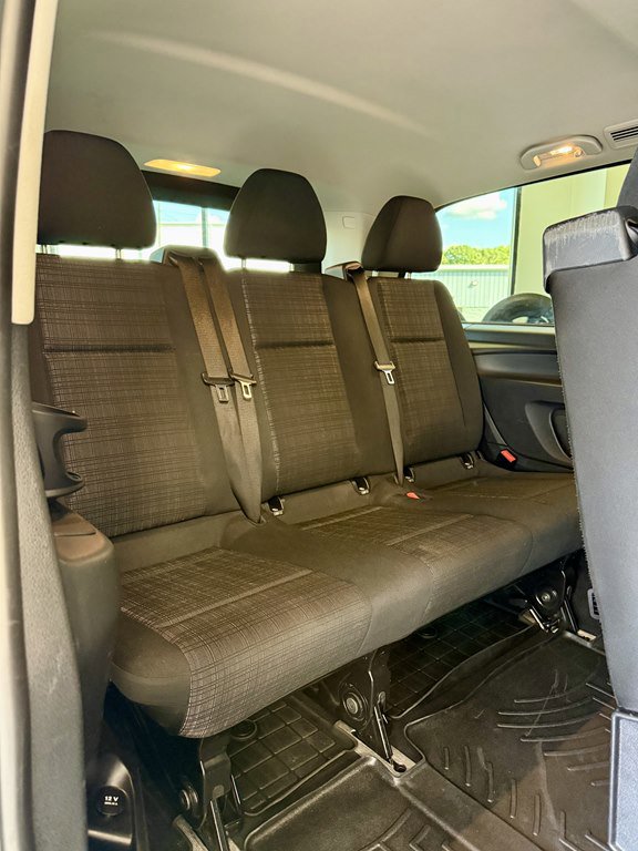 Used 2016 Mercedes-Benz Metris Passenger image 17
