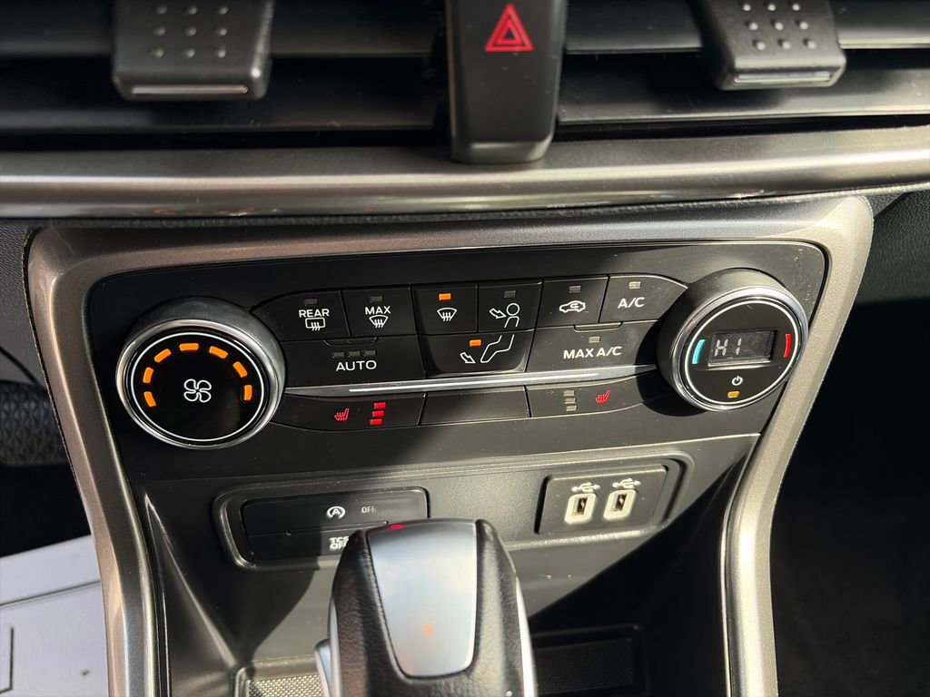 Used 2020 Ford EcoSport SE w/ SE Convenience Package image 21