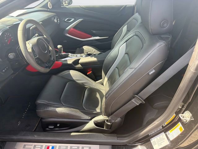 Used 2024 Chevrolet Camaro LT RWD image 15