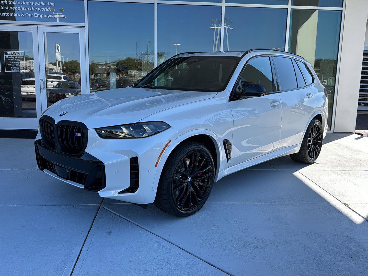 New 2026 BMW X5 M60i