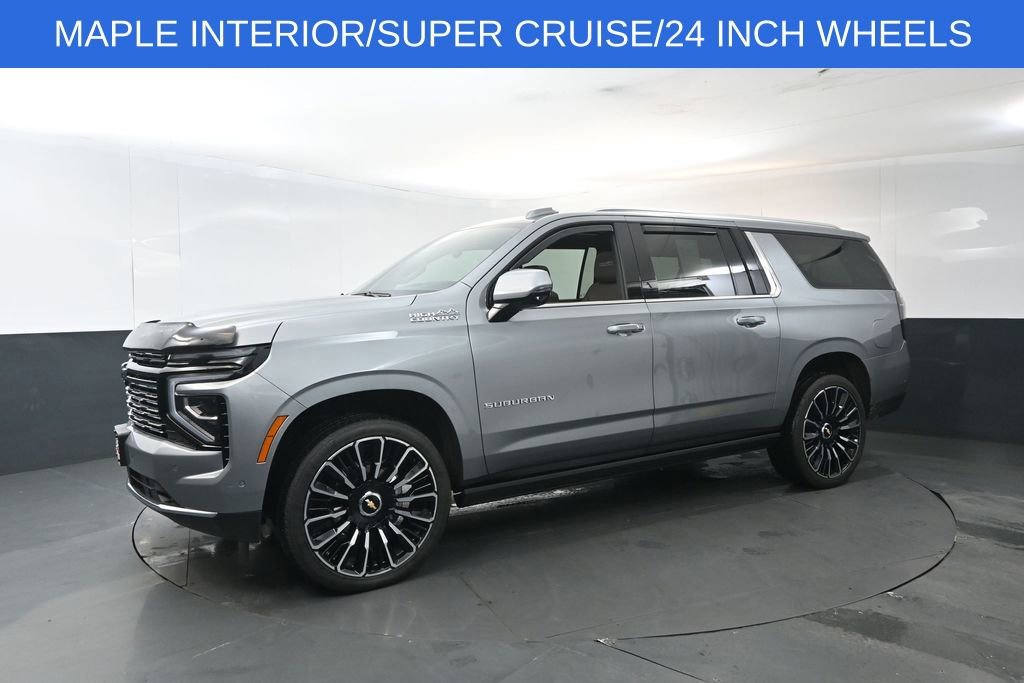 Used 2026 Chevrolet Suburban High Country AWD/4WD image 2