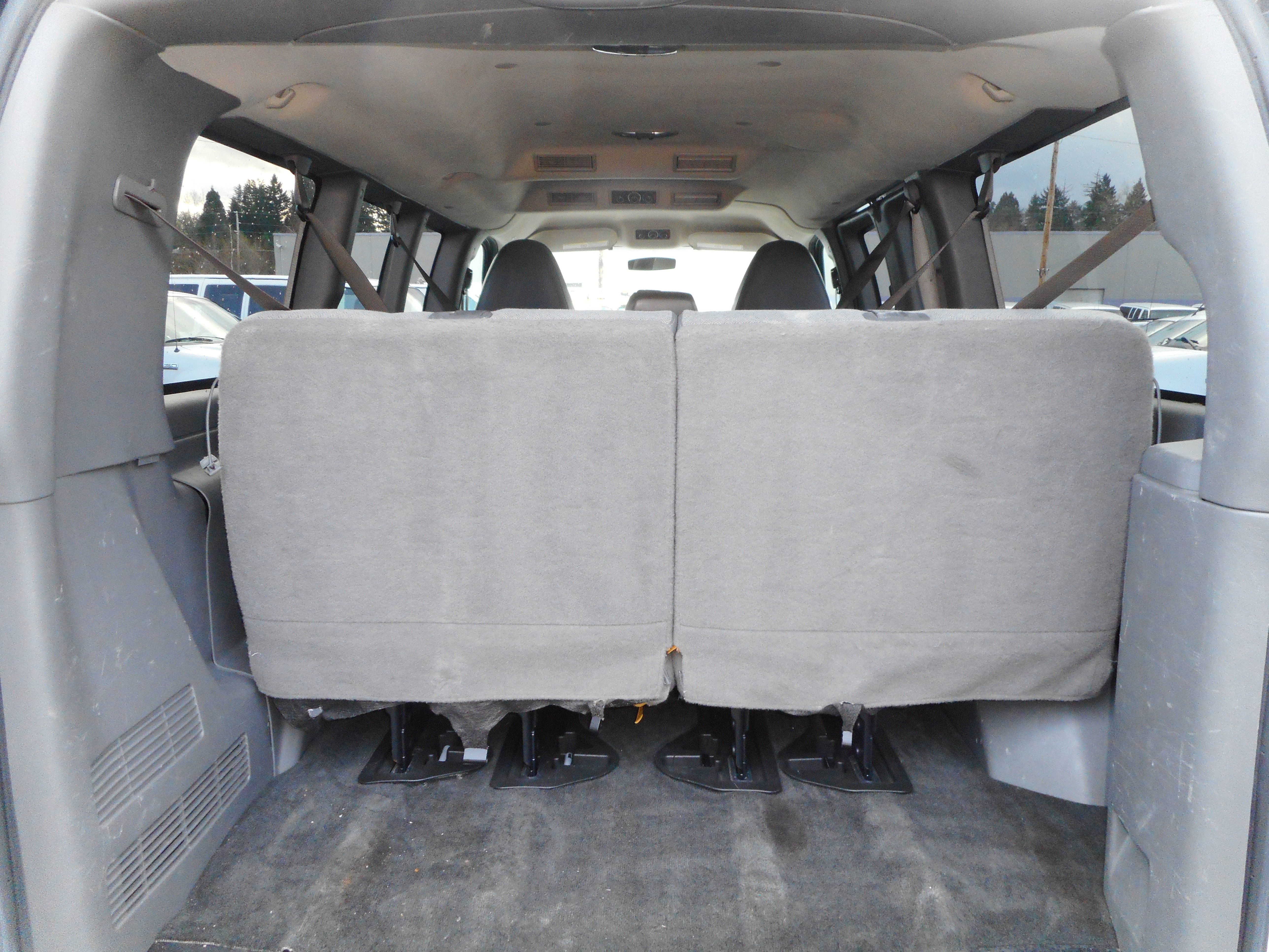 Used 2011 Chevrolet Express 3500 LT w/ LT Preferred Equipment Group image 16