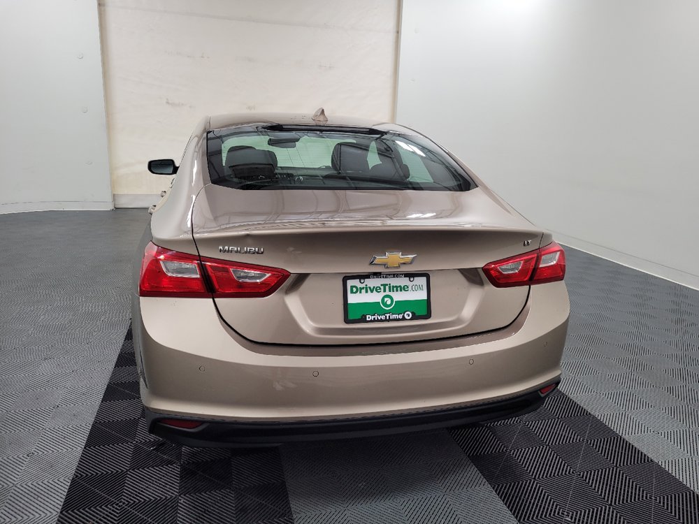 Used 2018 Chevrolet Malibu LT w/ Driver Confidence Package FWD image 6