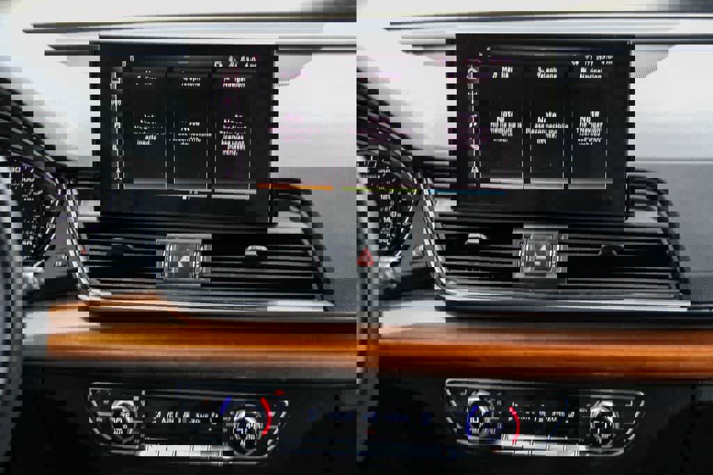 Used 2023 Audi Q5 2.0T Premium w/ Convenience Package image 15