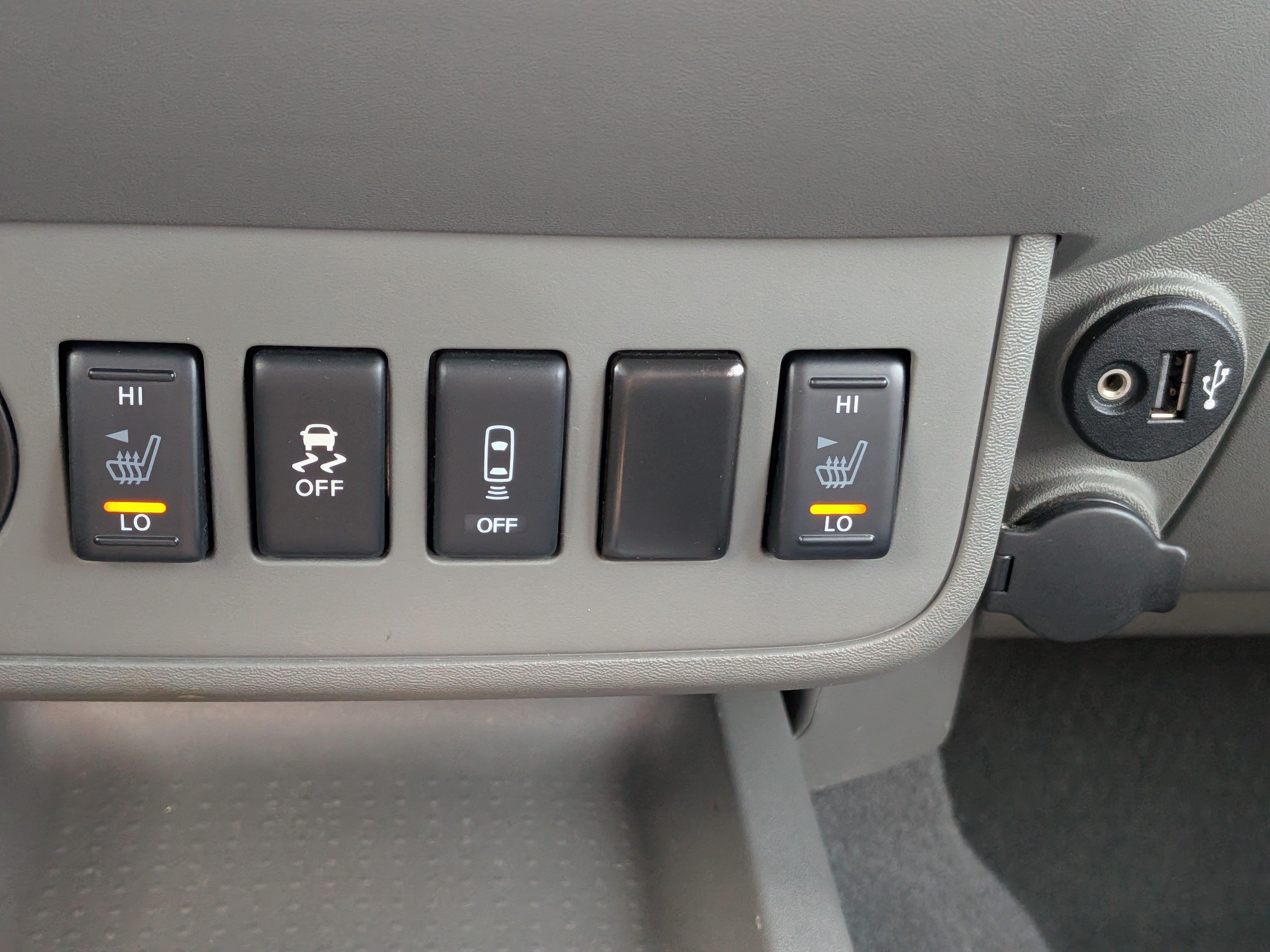 Used 2019 Nissan Frontier SL RWD image 28