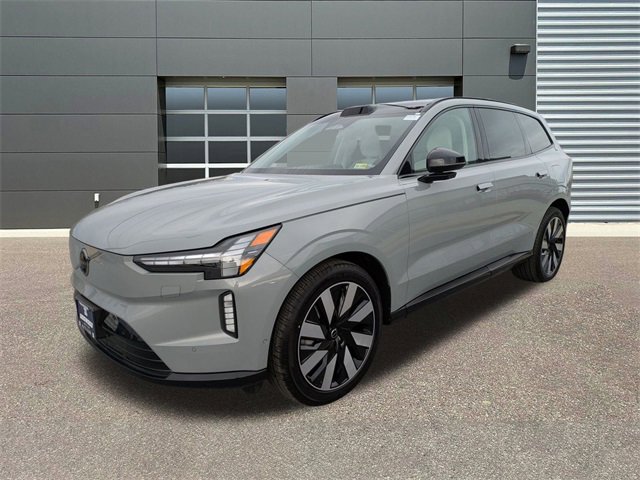 New 2025 Volvo EX90 Ultra image 3