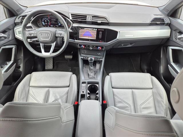 Used 2024 Audi Q3 2.0T Premium w/ Convenience Package AWD/4WD image 18