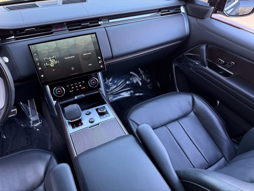 Used 2023 Land Rover Range Rover Autobiography AWD/4WD image 40
