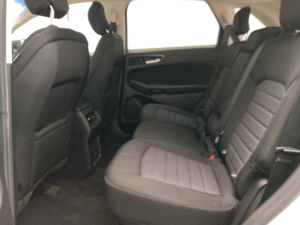 Used 2016 Ford Edge SE AWD/4WD image 18