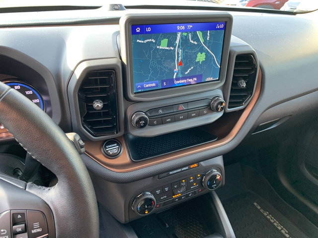 Used 2023 Ford Bronco Sport Outer Banks w/ Tech Package AWD/4WD image 23