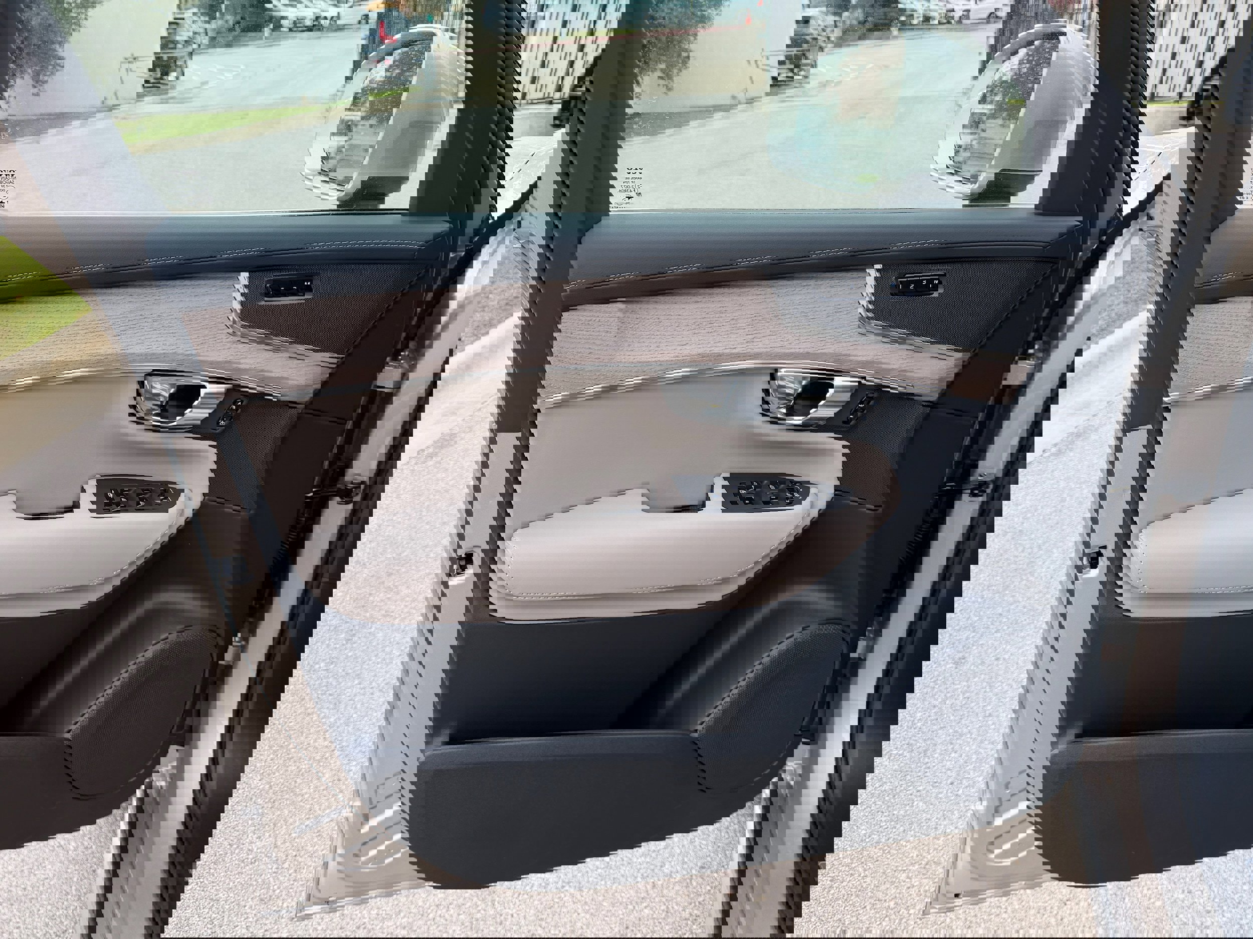 New 2026 Volvo XC90 B5 Core image 17