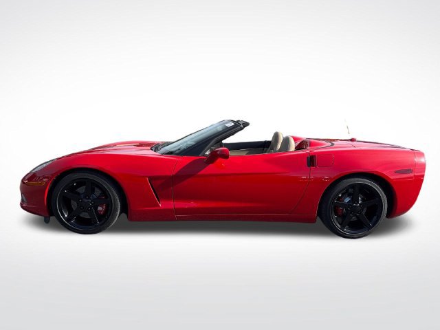 Used 2005 Chevrolet Corvette Convertible w/ Preferred Equipment Group RWD image 2