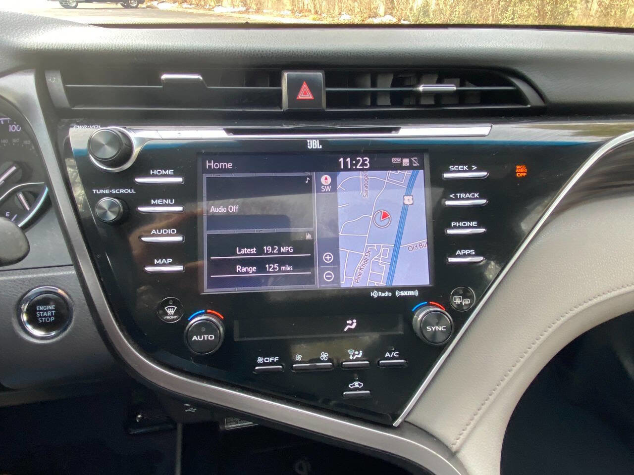 Used 2018 Toyota Camry XLE w/ Driver Assist Package FWD image 26
