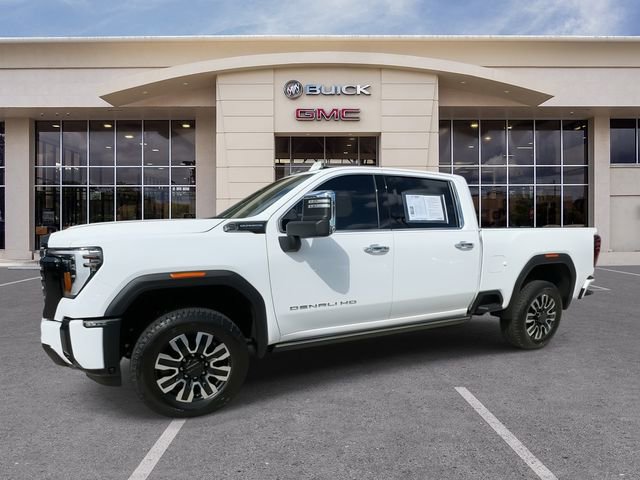 Used 2025 GMC Sierra 2500 Denali Ultimate image 7
