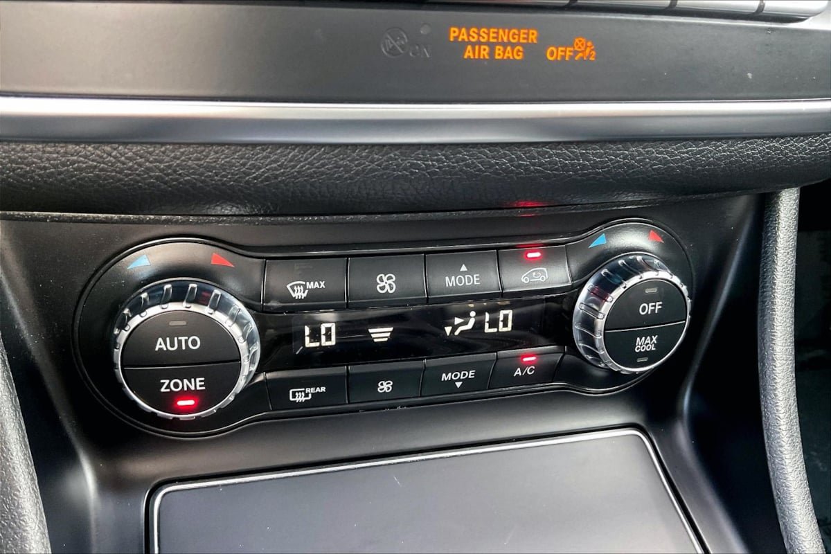 Used 2019 Mercedes-Benz GLA 250 image 30