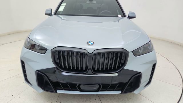 Used 2025 BMW X5 xDrive40i w/ M Sport Package image 9