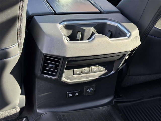 Used 2024 Toyota Tundra Platinum image 12