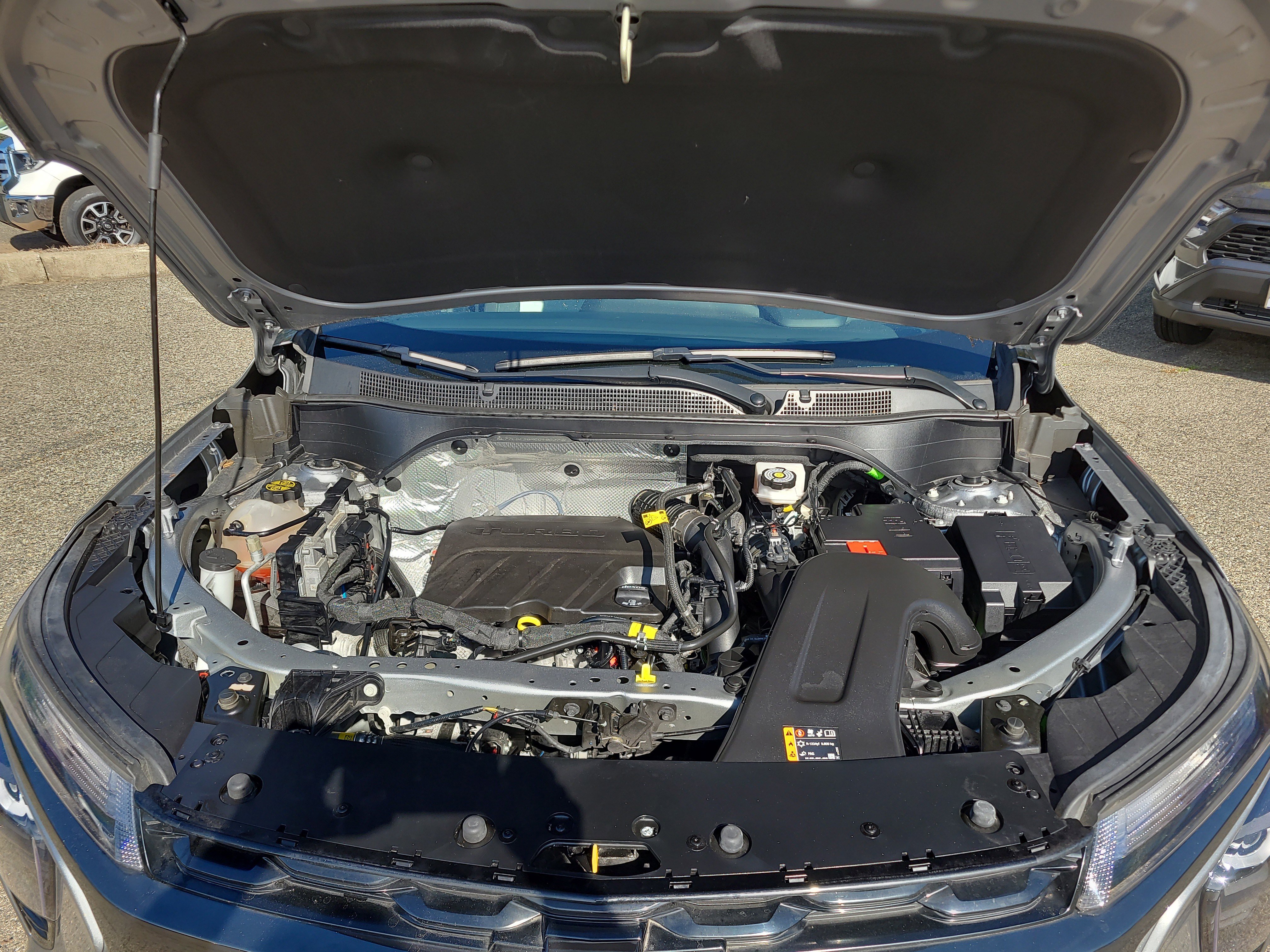 Used 2024 Chevrolet Trax RS image 32