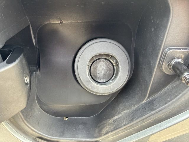 Used 2024 Chevrolet Colorado W/T image 5