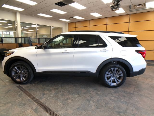 New 2026 Ford Explorer Active w/ Active Comfort Package AWD/4WD image 4
