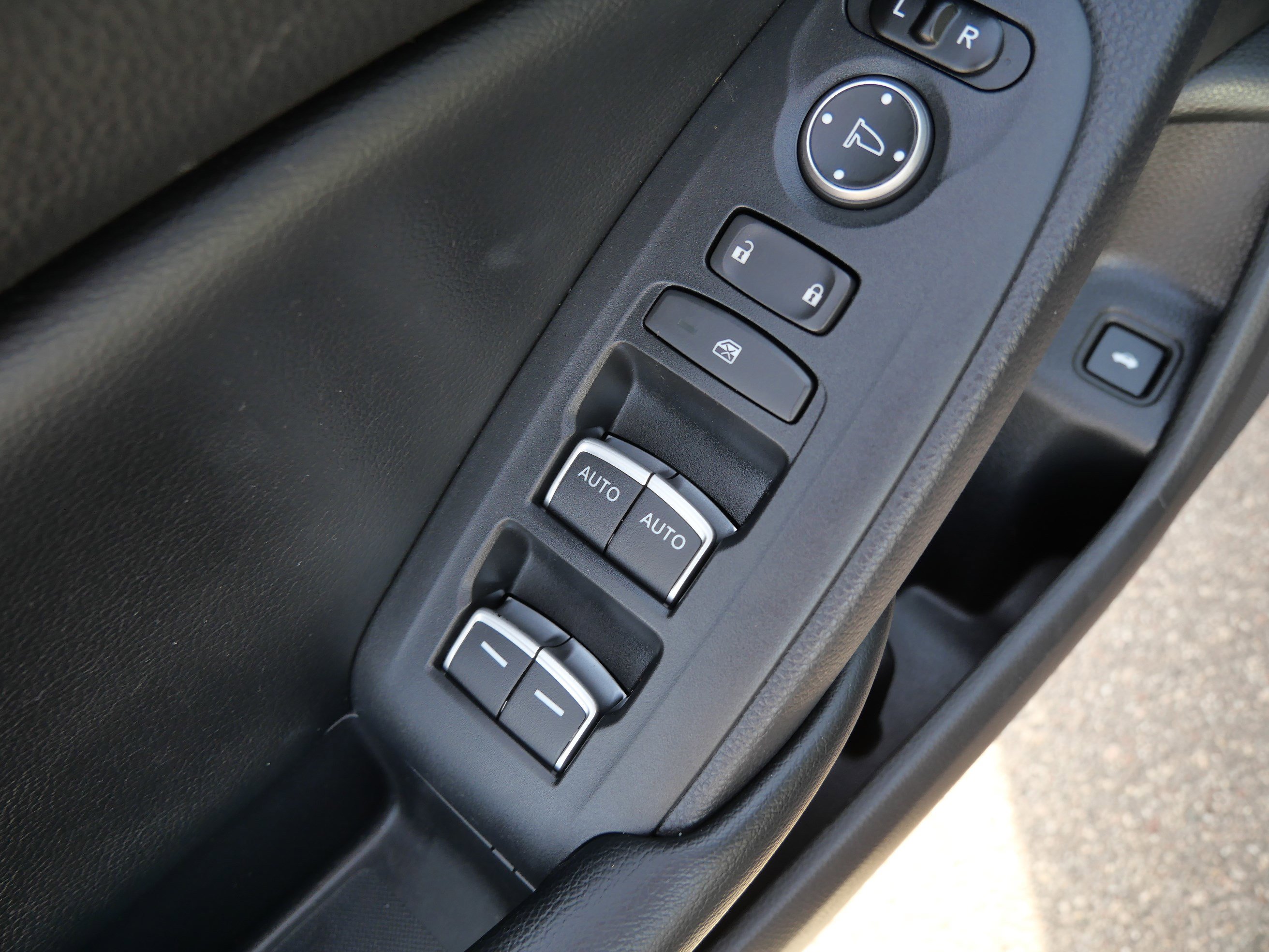 Used 2018 Honda Accord LX image 18