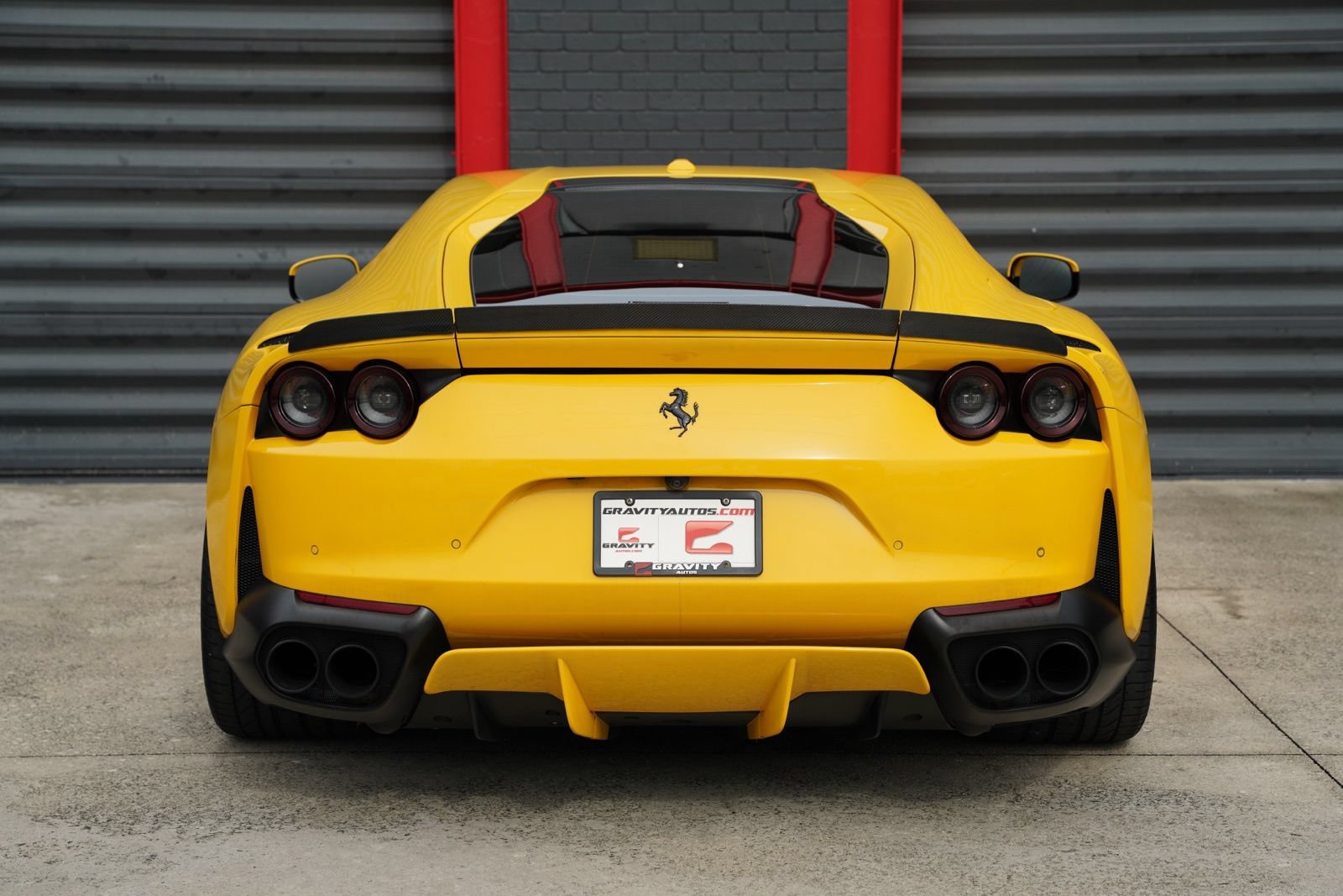 Used 2019 Ferrari 812 Superfast RWD image 18