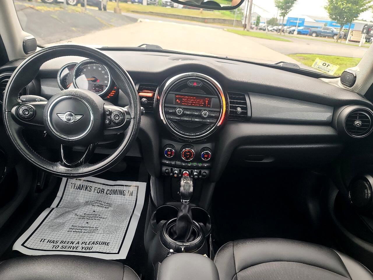 Used 2016 MINI Cooper 4-Door Hardtop image 17