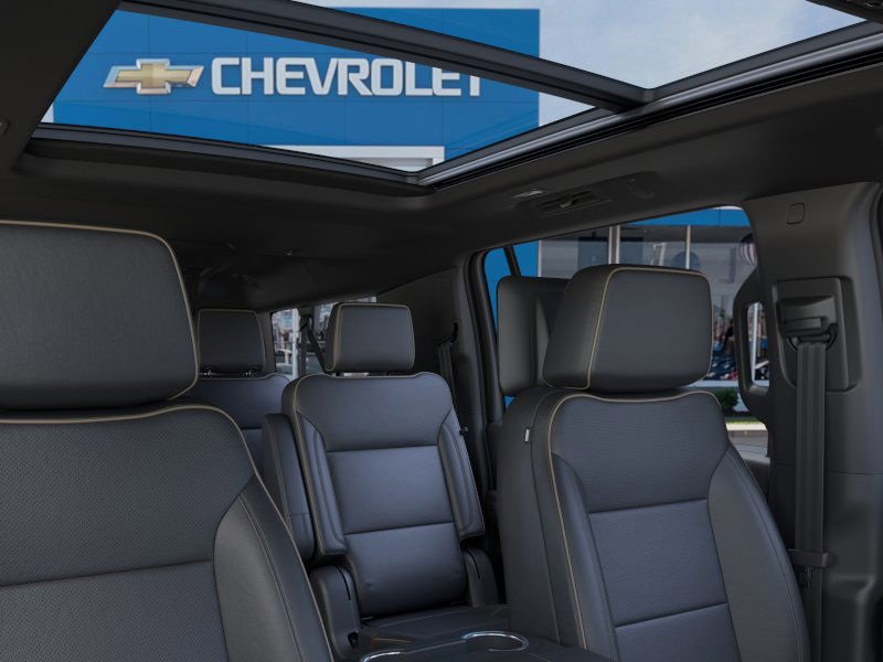 New 2026 Chevrolet Suburban Premier image 24