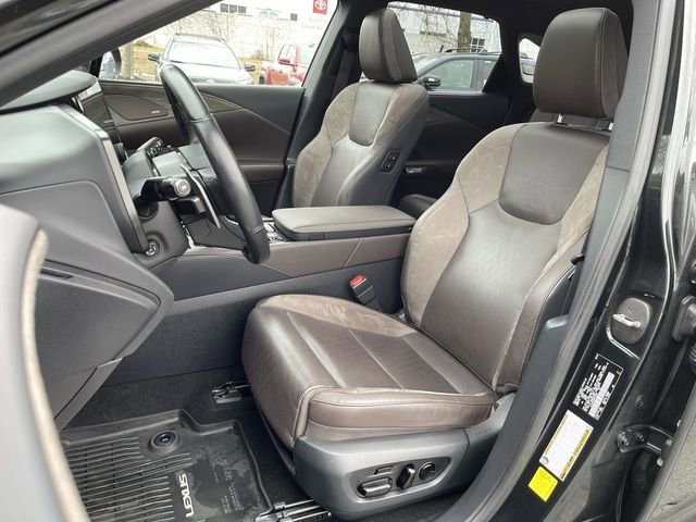 Used 2024 Lexus RX 450h AWD w/ Convenience Package image 6