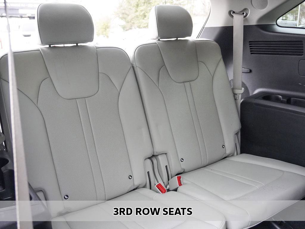 Used 2023 Kia Sorento SX Prestige image 12