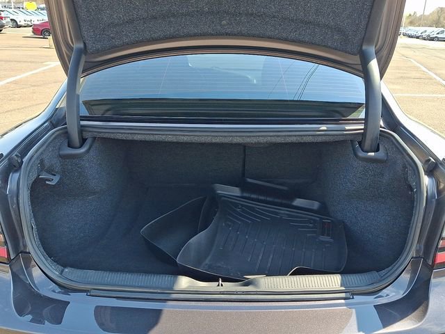 Used 2018 Dodge Charger R/T w/ Navigation & Travel Group image 27