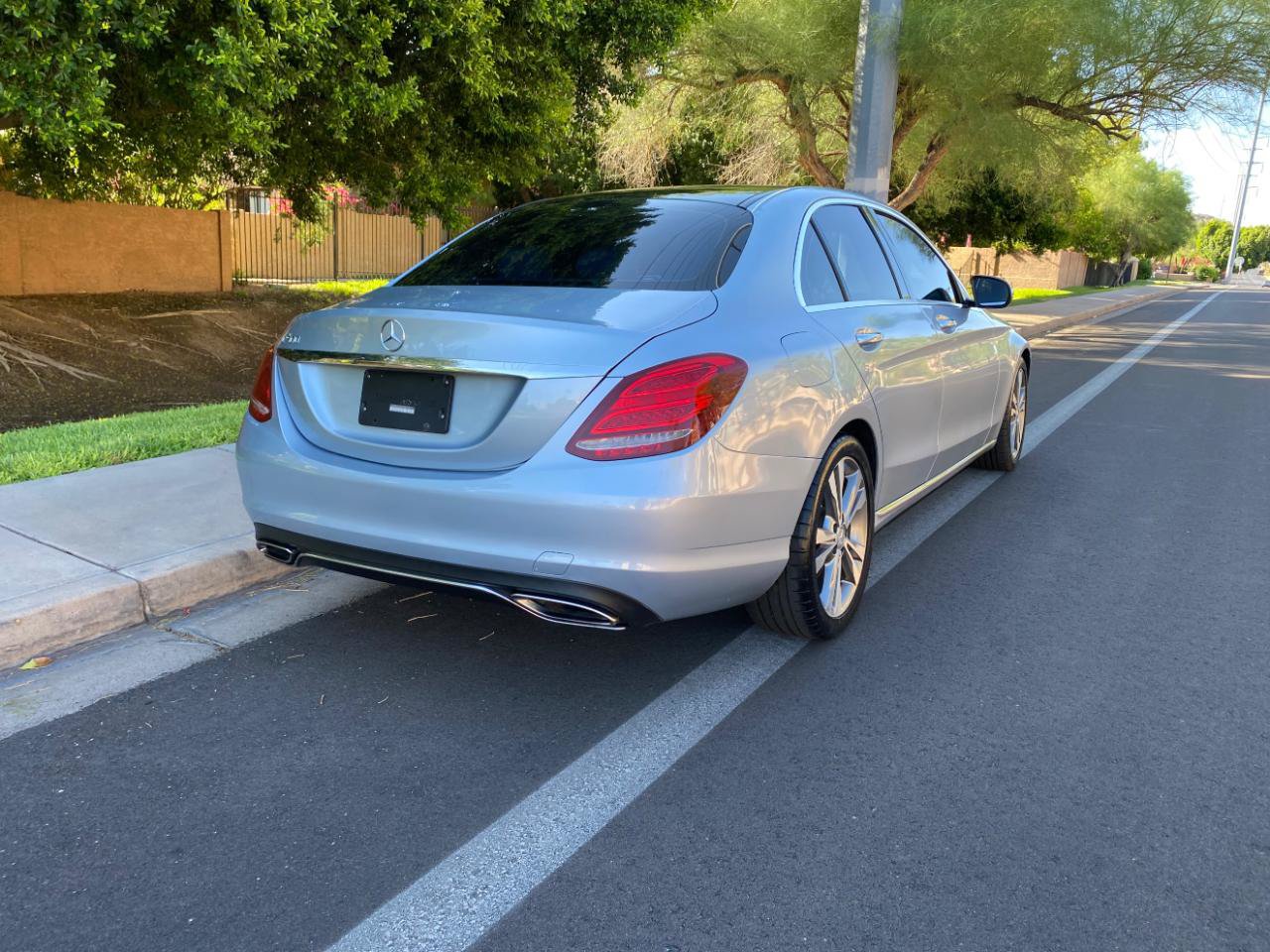 Used 2015 Mercedes-Benz C 300 Sedan image 8