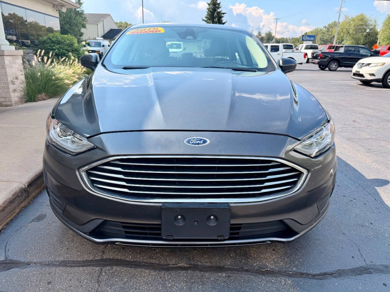 Used 2019 Ford Fusion SE FWD image 18