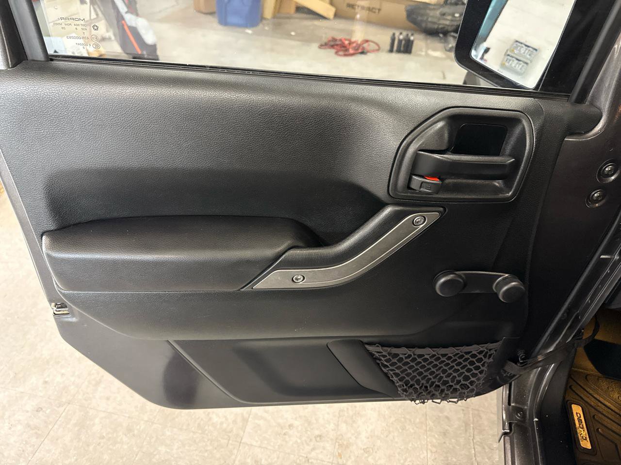 Used 2018 Jeep Wrangler Unlimited Sport w/ Connectivity Group image 23