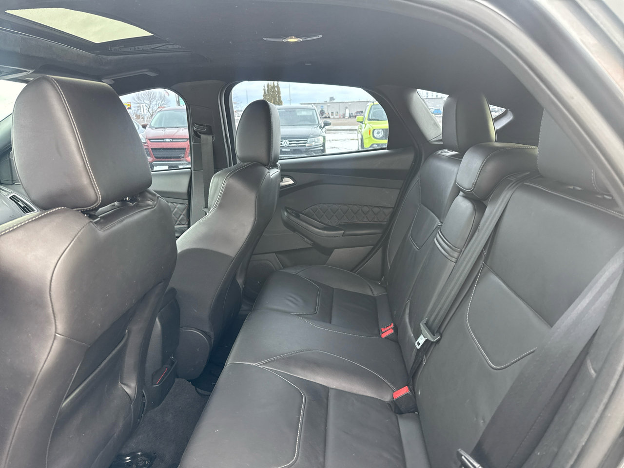 Used 2016 Ford Focus ST w/ Equipment Group 402A image 11