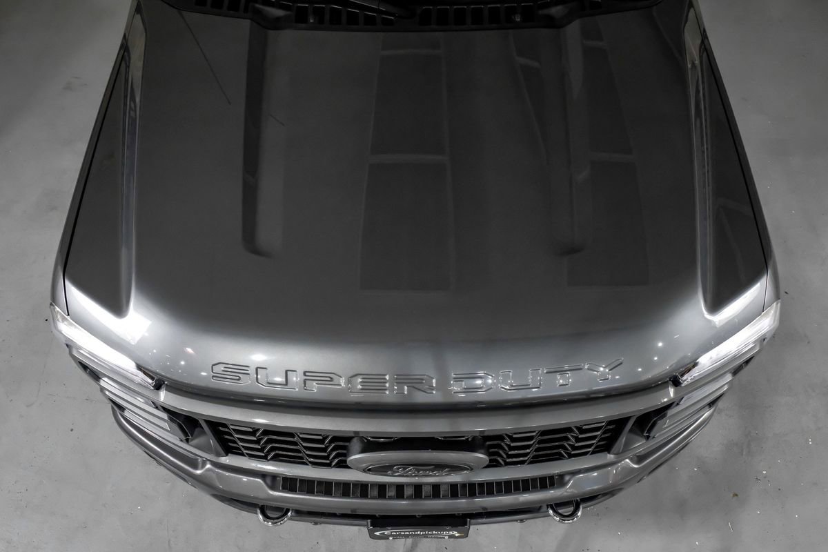 Used 2024 Ford F350 Platinum image 40