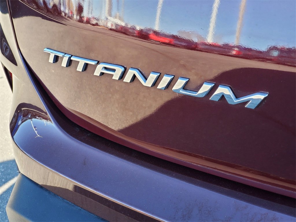 Used 2024 Ford Edge Titanium image 36